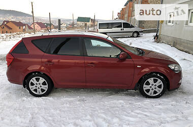 Универсал Kia Ceed 2011 в Бережанах