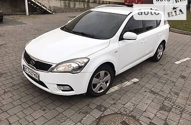 Универсал Kia Ceed 2011 в Львове