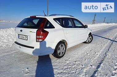 Универсал Kia Ceed 2010 в Козове