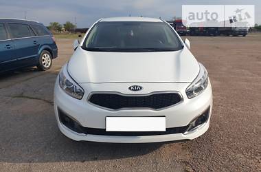 Хэтчбек Kia Ceed 2016 в Малой Виске