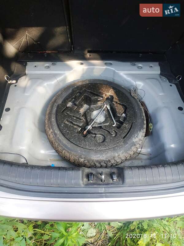 Хэтчбек Kia Ceed 2007 в Ирпене