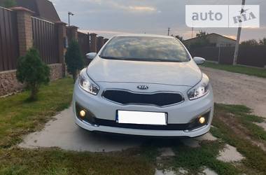 Хэтчбек Kia Ceed 2016 в Малой Виске