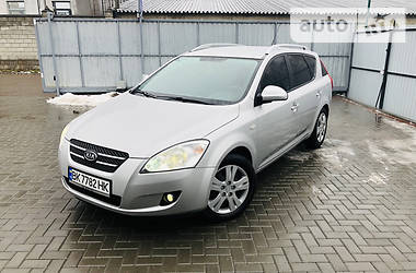 Универсал Kia Ceed 2008 в Ровно