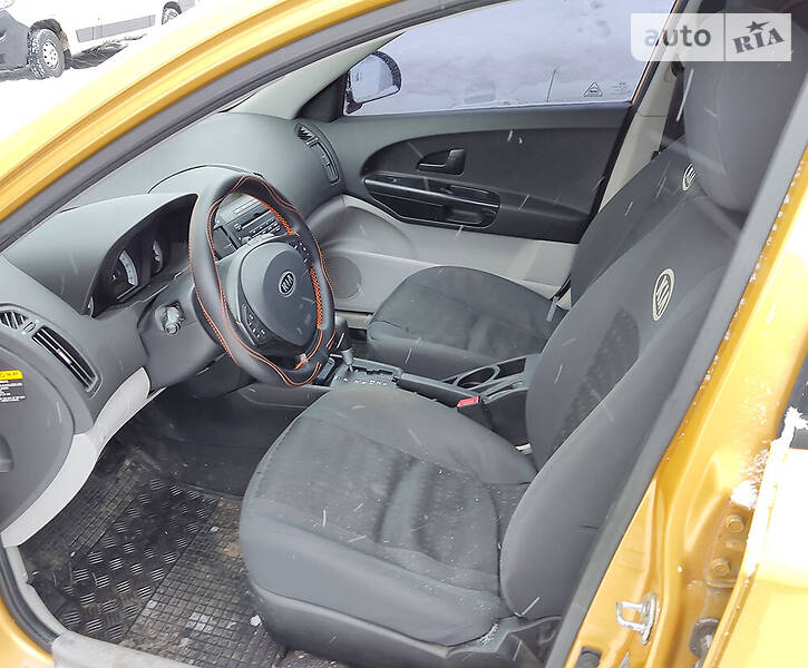 Хэтчбек Kia Ceed 2007 в Киеве