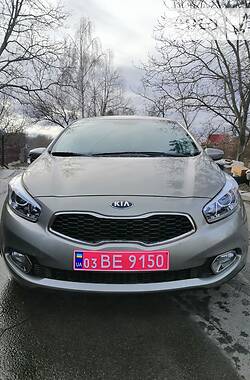 Хэтчбек Kia Ceed 2013 в Ровно