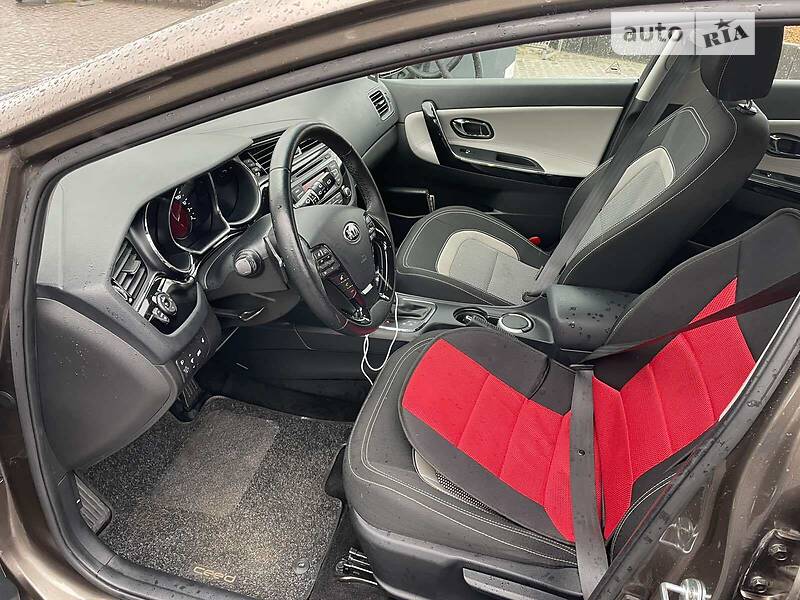 Универсал Kia Ceed 2017 в Львове