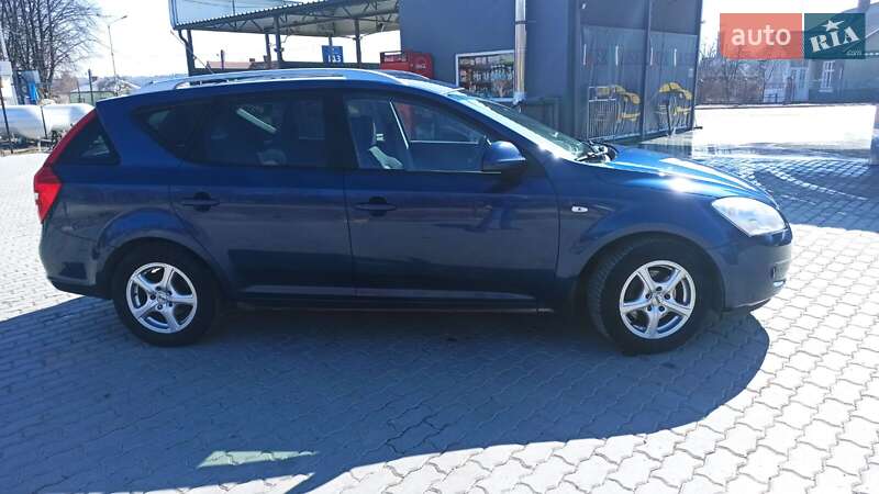 Универсал Kia Ceed 2008 в Стебнику