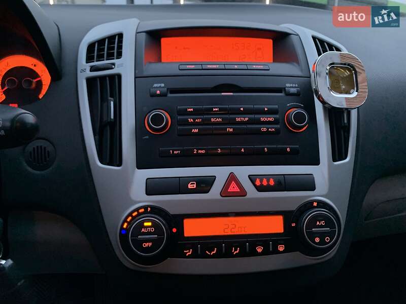Хетчбек Kia Ceed 2007 в Києві