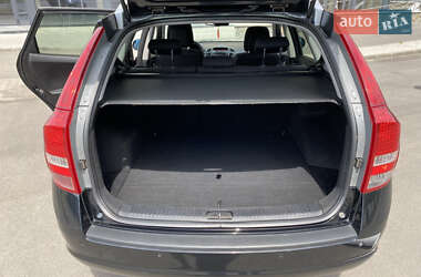 Седан Kia Ceed 2010 в Виннице