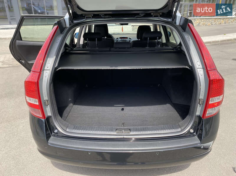 Седан Kia Ceed 2010 в Вінниці