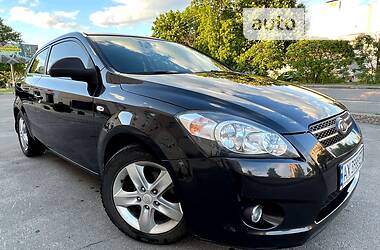 Купе Kia Ceed 2008 в Сумах