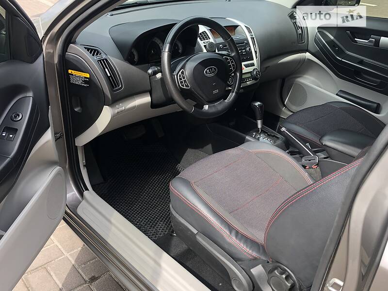 Купе Kia Ceed 2008 в Киеве