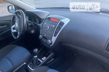 Универсал Kia Ceed 2010 в Киеве