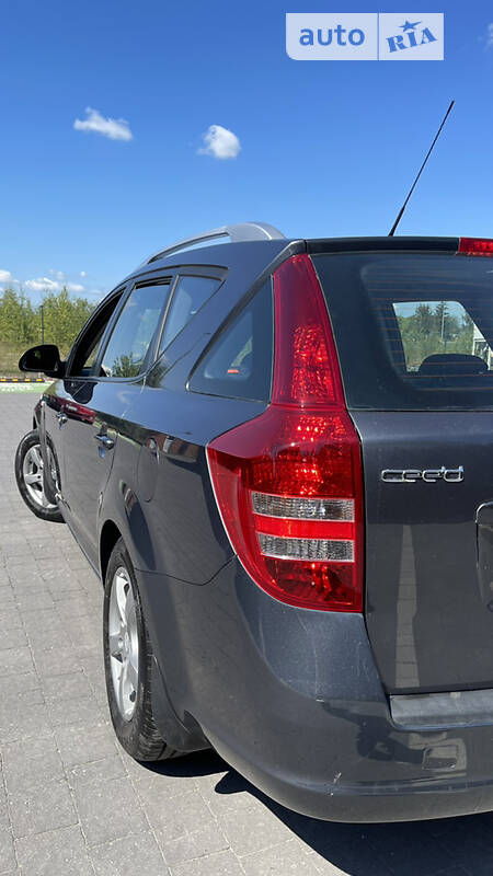 Универсал Kia Ceed 2008 в Стрые