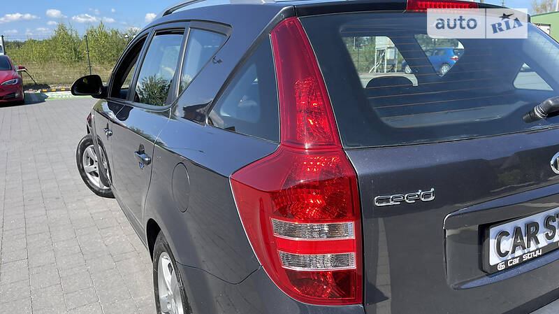 Универсал Kia Ceed 2008 в Стрые