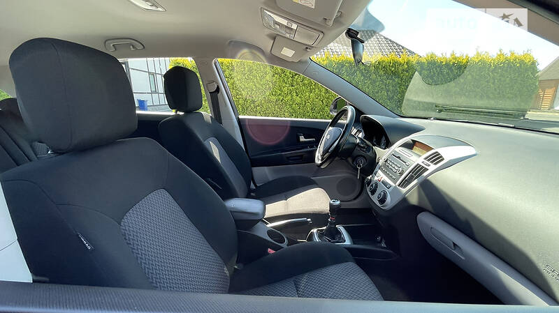 Универсал Kia Ceed 2008 в Стрые