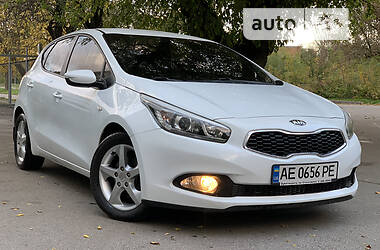 Хэтчбек Kia Ceed 2012 в Павлограде