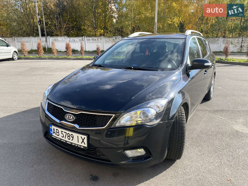 Седан Kia Ceed 2010 в Виннице