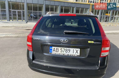 Седан Kia Ceed 2010 в Виннице