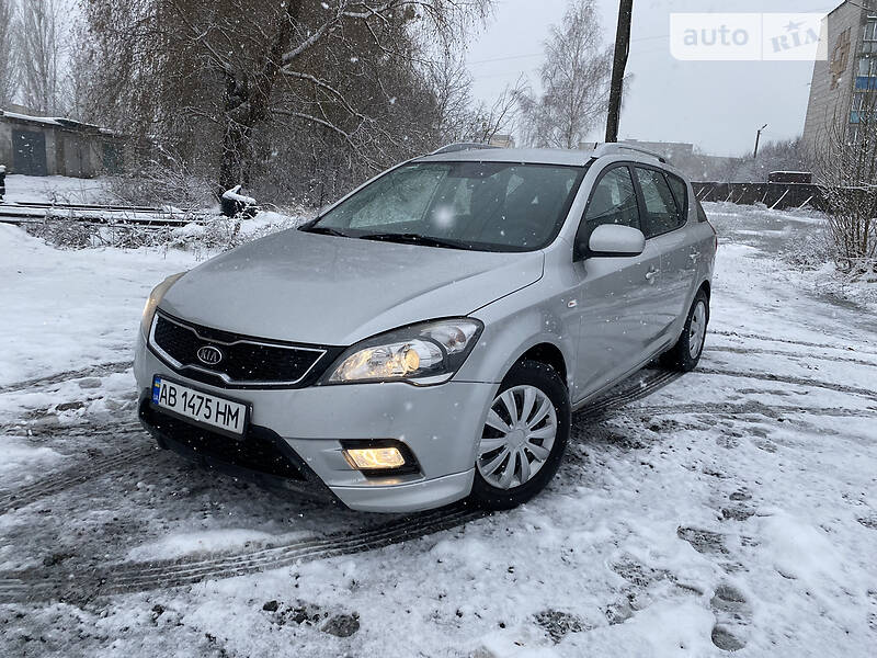 Универсал Kia Ceed 2011 в Буче