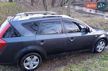 Универсал Kia Ceed 2007 в Старом Самборе