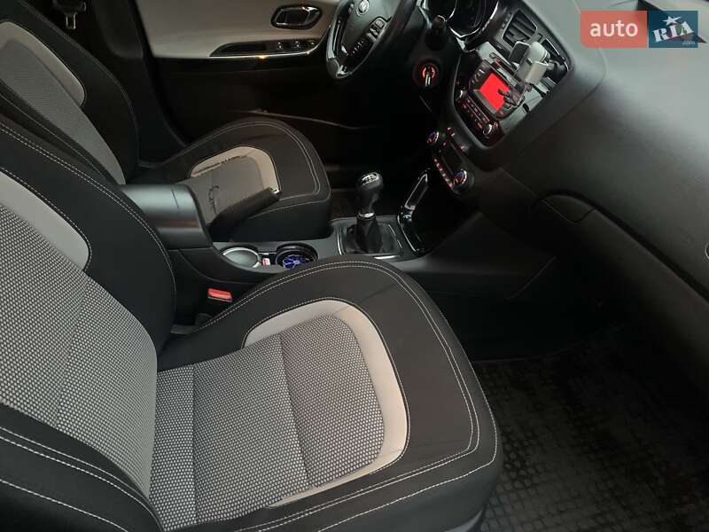 Хетчбек Kia Ceed 2013 в Запоріжжі