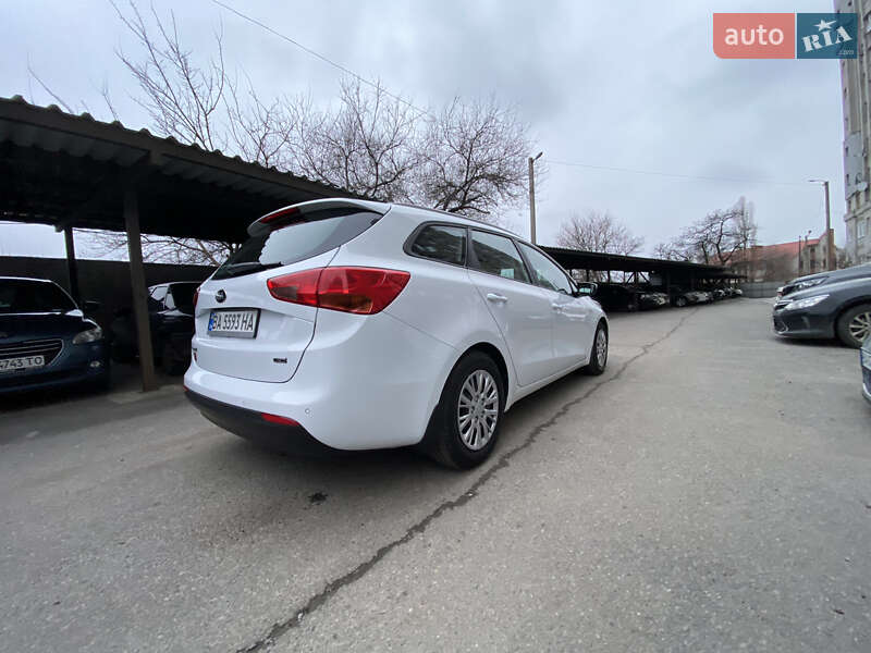 Универсал Kia Ceed 2018 в Днепре