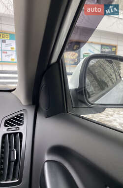 Хэтчбек Kia Ceed 2008 в Полтаве
