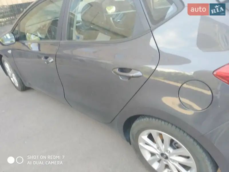 Хэтчбек Kia Ceed 2016 в 