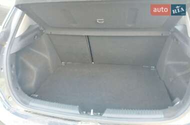 Хэтчбек Kia Ceed 2016 в Калуше