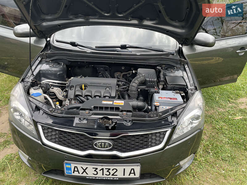 Універсал Kia Ceed 2011 в Харкові