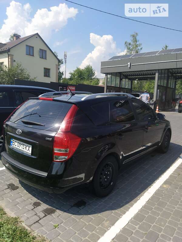 Универсал Kia Ceed 2011 в Трускавце