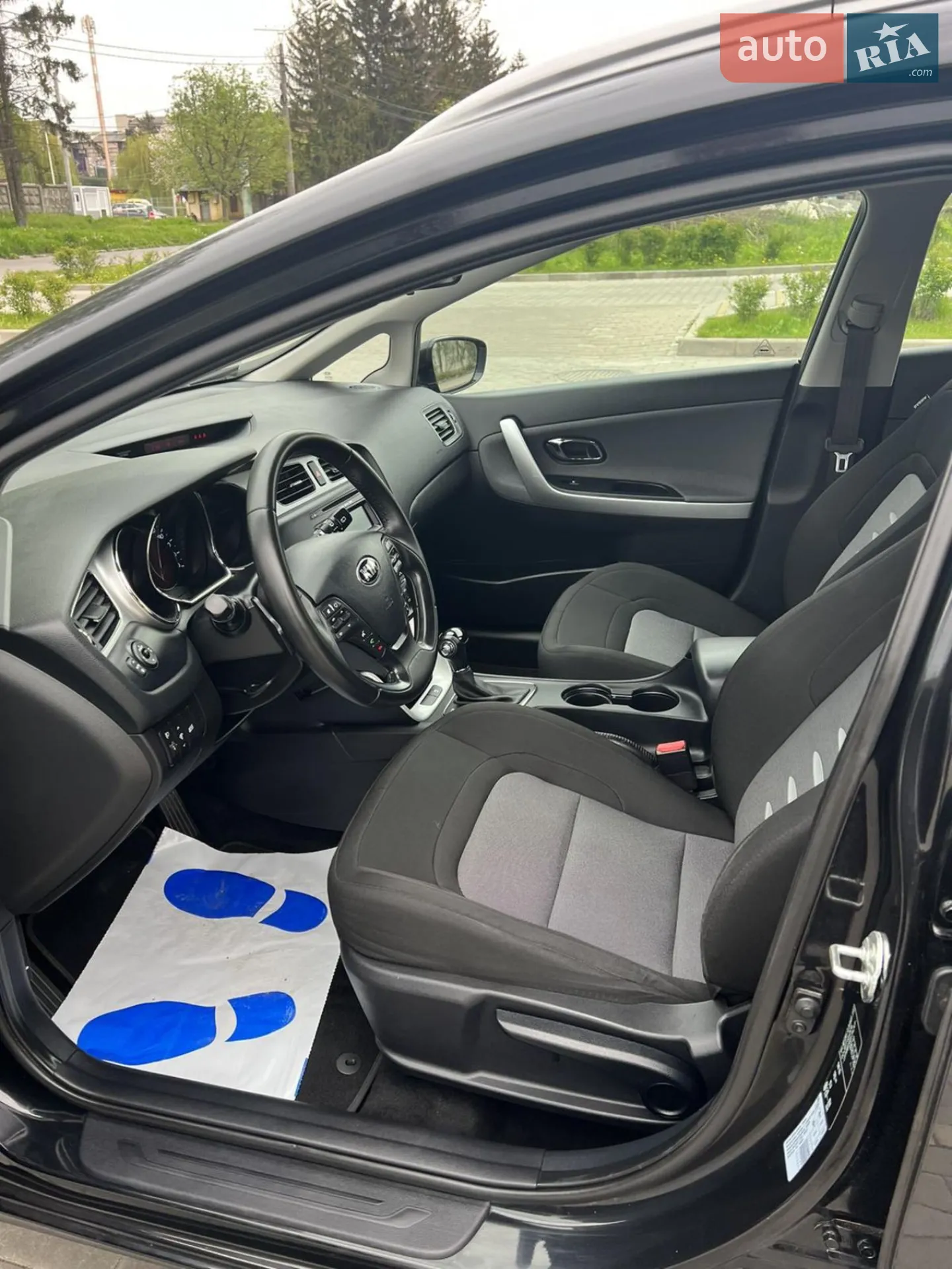 2012 Kia Cee'd - фото 1