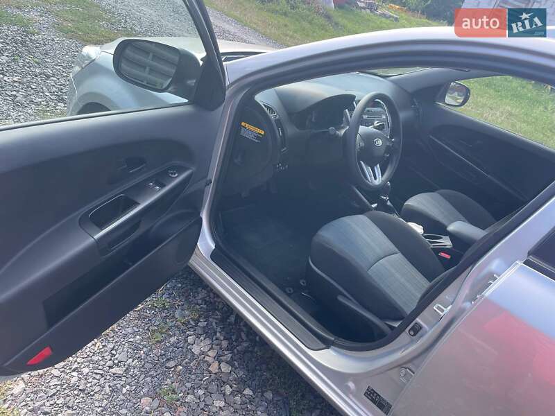 Универсал Kia Ceed 2012 в Полтаве фото 5 Универсал Kia Ceed 2012 в Полтаве