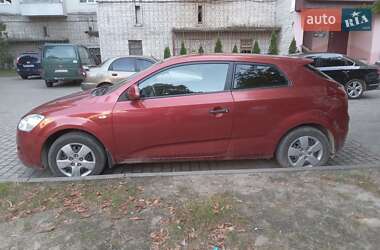 Хетчбек Kia Ceed 2008 в Новояворівську