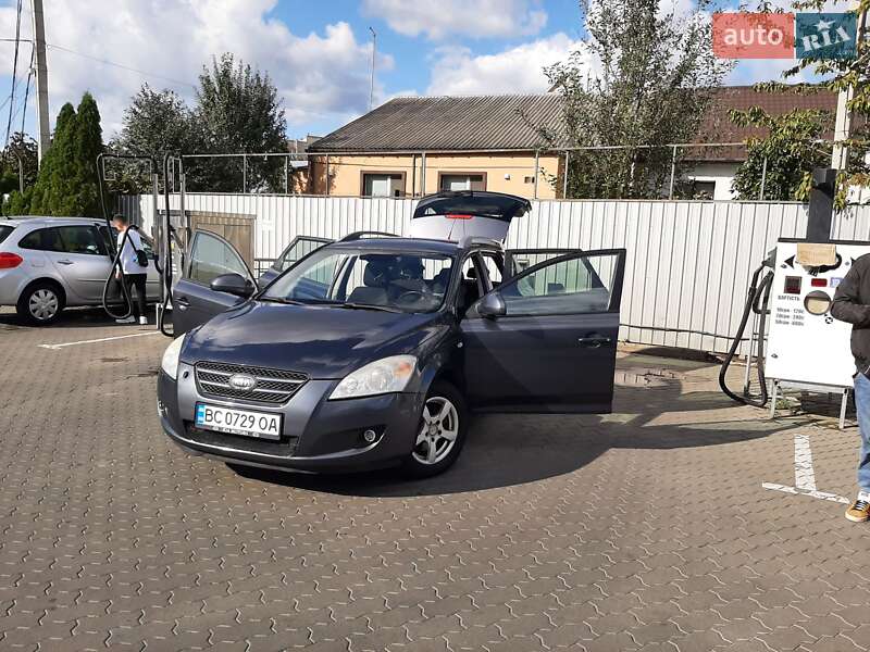Универсал Kia Ceed 2007 в Луцке фото 3 Универсал Kia Ceed 2007 в Луцке