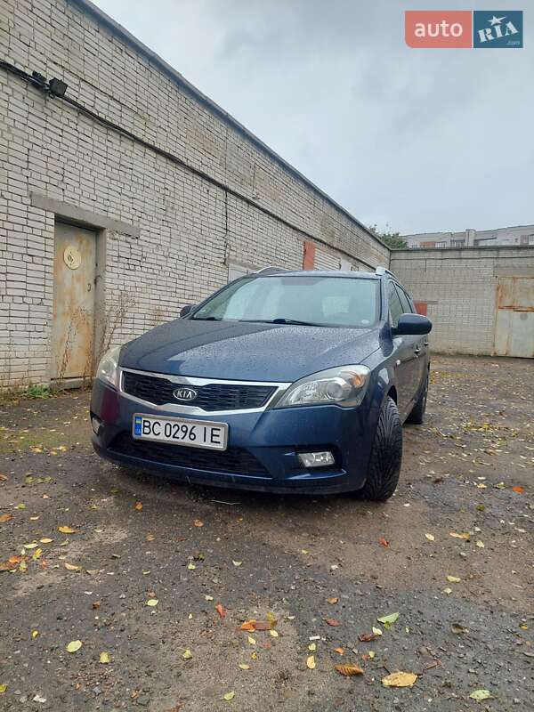 Универсал Kia Ceed 2010 в Львове