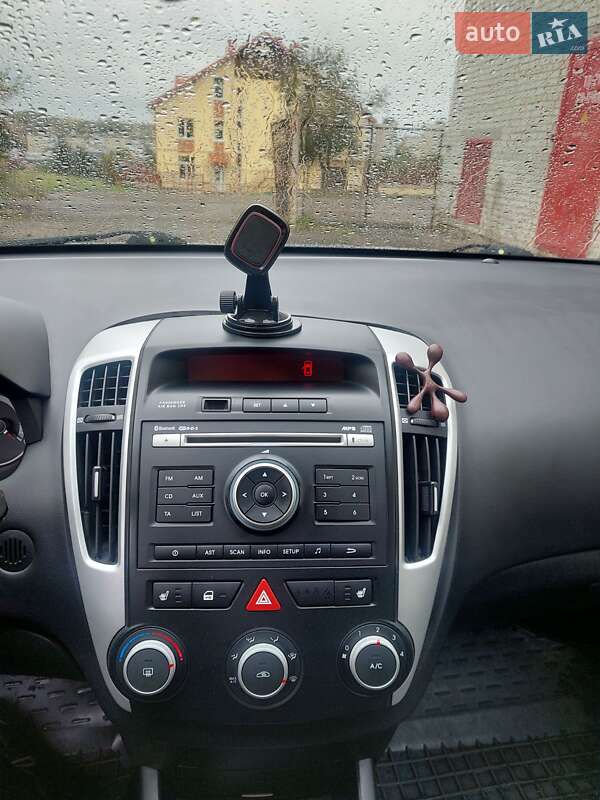 Универсал Kia Ceed 2010 в Львове фото 9 Универсал Kia Ceed 2010 в Львове
