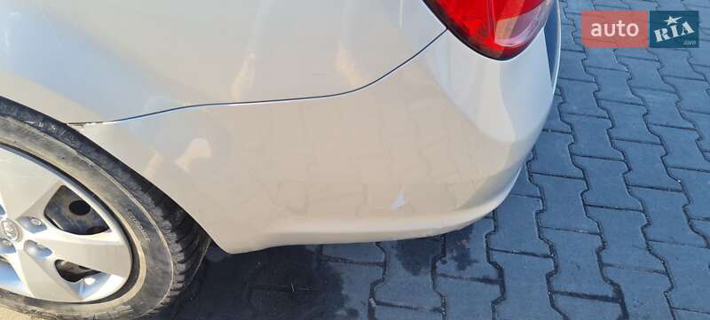 Универсал Kia Ceed 2011 в Нововолынске