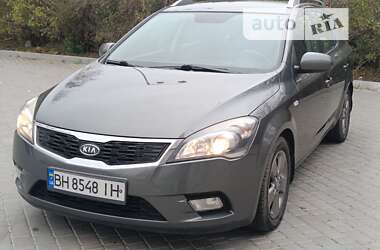 Универсал Kia Ceed 2010 в Одессе