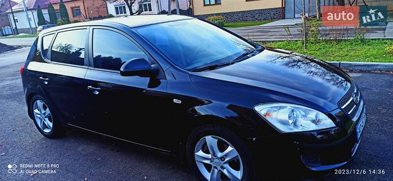 Хэтчбек Kia Ceed 2008 в Мукачево фото Хэтчбек Kia Ceed 2008 в Мукачево