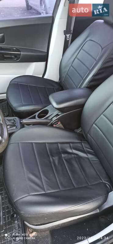 Хэтчбек Kia Ceed 2008 в Мукачево фото 5 Хэтчбек Kia Ceed 2008 в Мукачево
