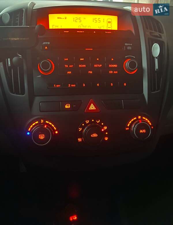 Хетчбек Kia Ceed 2007 в Хусті фото 6 Хетчбек Kia Ceed 2007 в Хусті