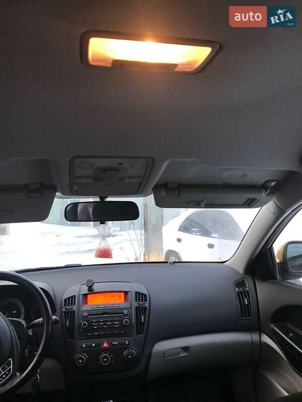 Хетчбек Kia Ceed 2007 в Полтаві фото 17 Хетчбек Kia Ceed 2007 в Полтаві