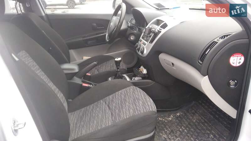 Універсал Kia Ceed 2009 в Дніпрі