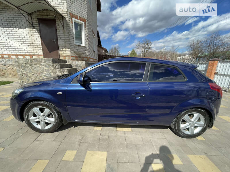 Хэтчбек Kia Ceed 2008 в Полтаве