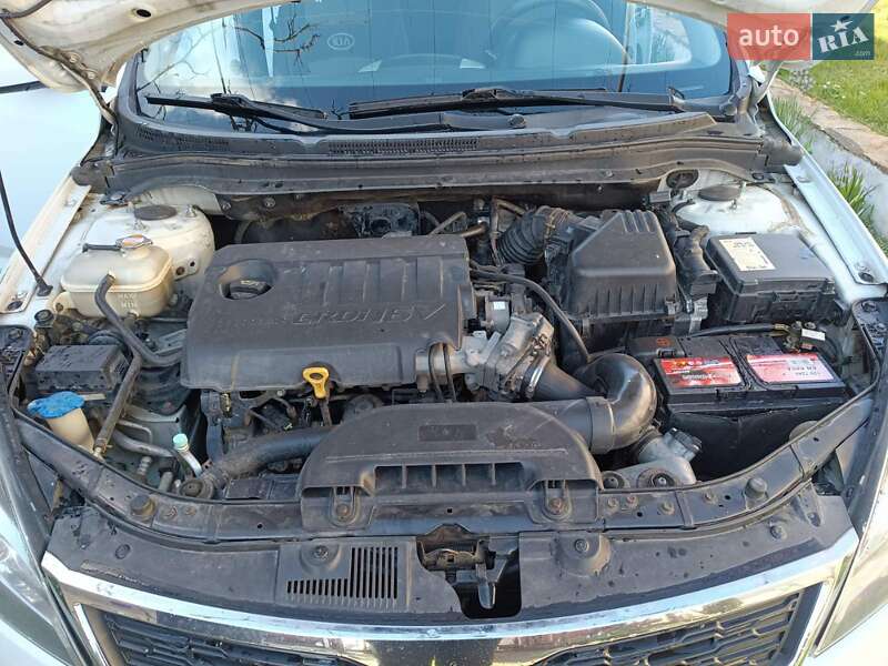 Универсал Kia Ceed 2011 в Виноградове