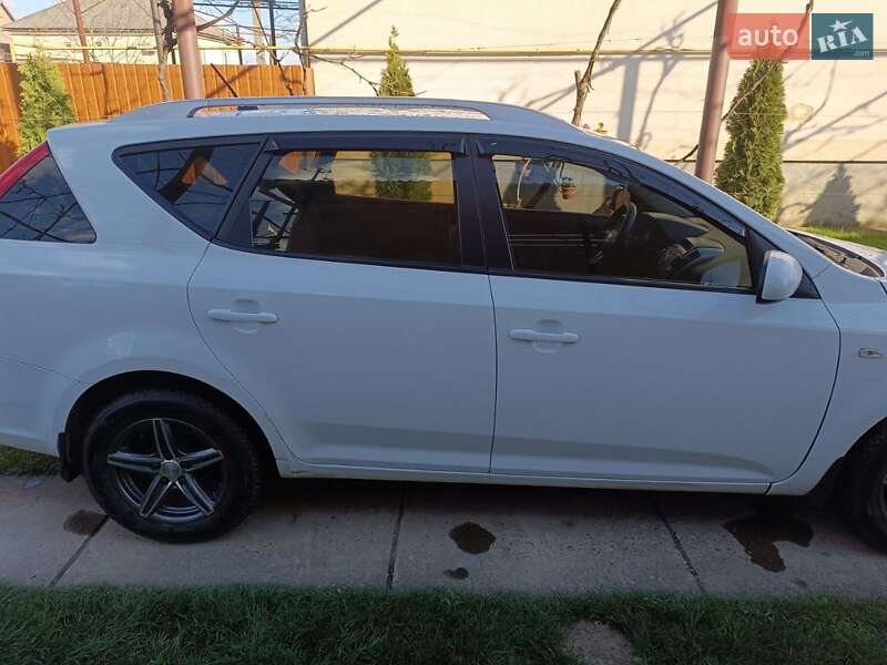 Kia Ceed 2011 Kia Ceed 2011