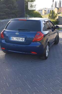 Хэтчбек Kia Ceed 2008 в Львове