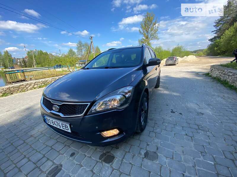 Універсал Kia Ceed 2010 в Шумську